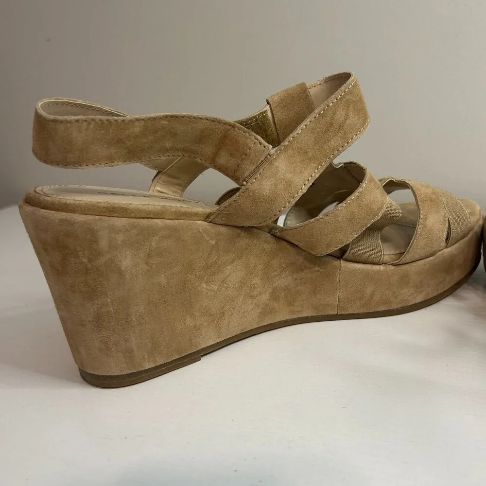 Pelle Moda Wiltz‎ Wedge, Tan 8.5